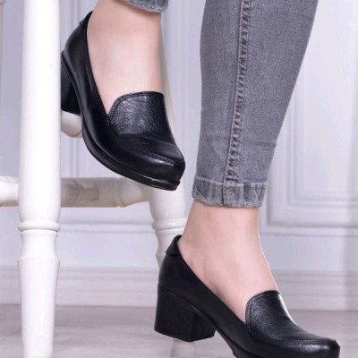 کفش پاشنه دار زنانه کلاسیک