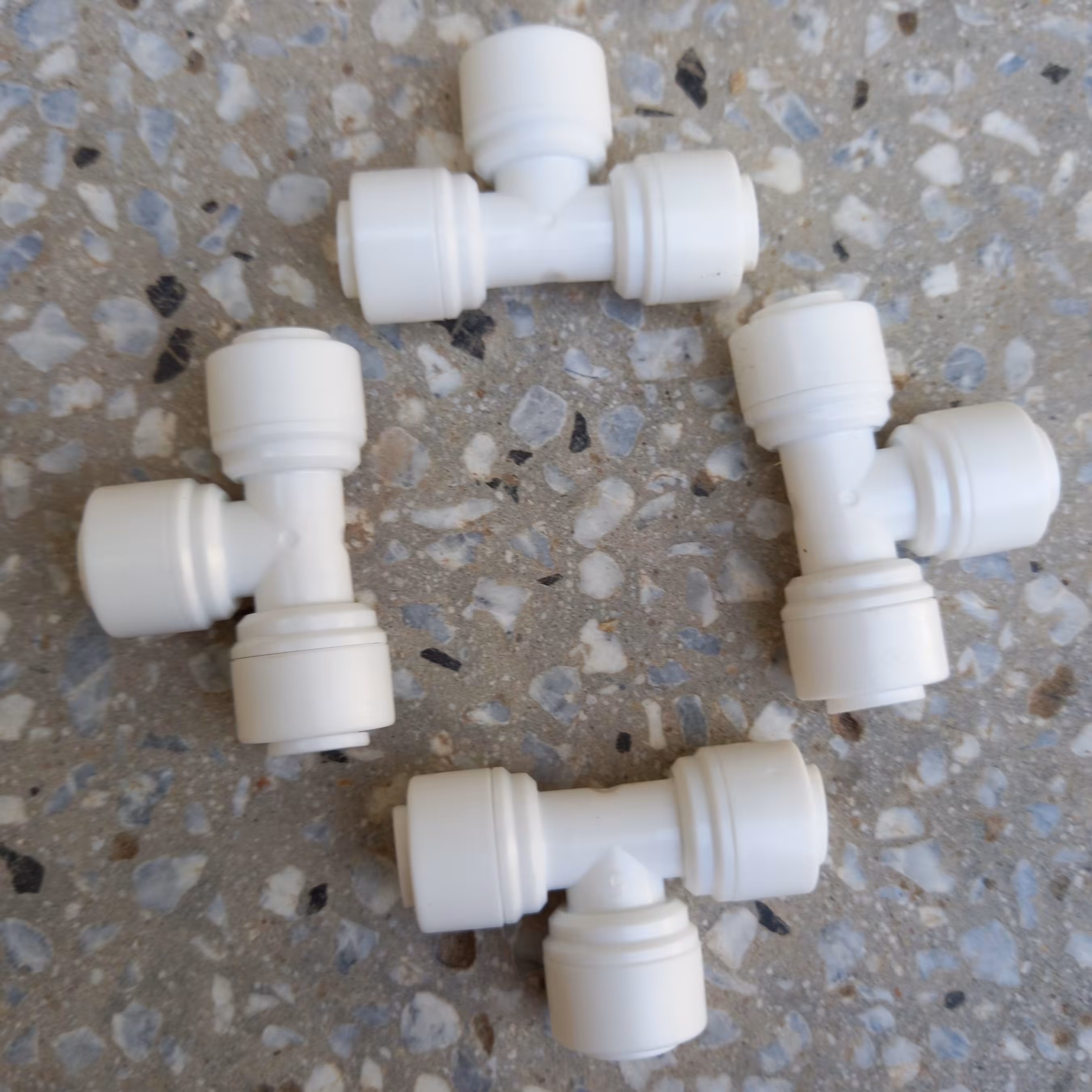 سه راهی سه طرف فیتینگی وارداتی (بسته 4عددی)(ارسال رایگان )