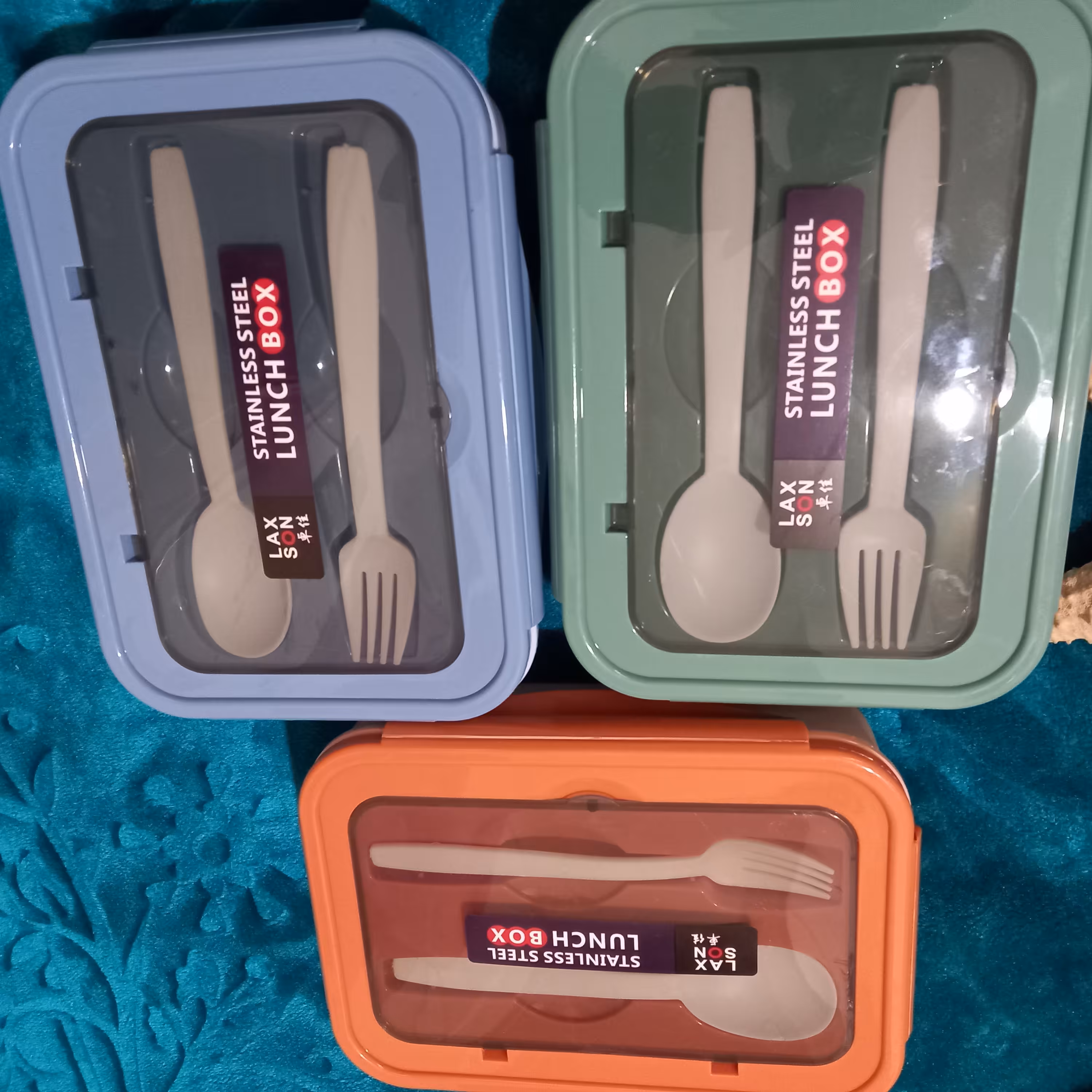 ظرف غذای کودک( لانچ باکس) داخل استیل همراه با قاشق و چنگال دارای سه رنگ