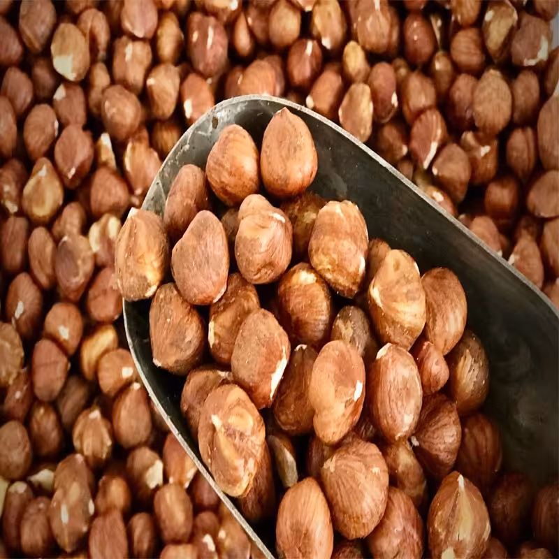 مغز فندق فوق لوکس خام سایز 18 بسیار تازه بسته 500 گرمی با بهترین کیفیت 