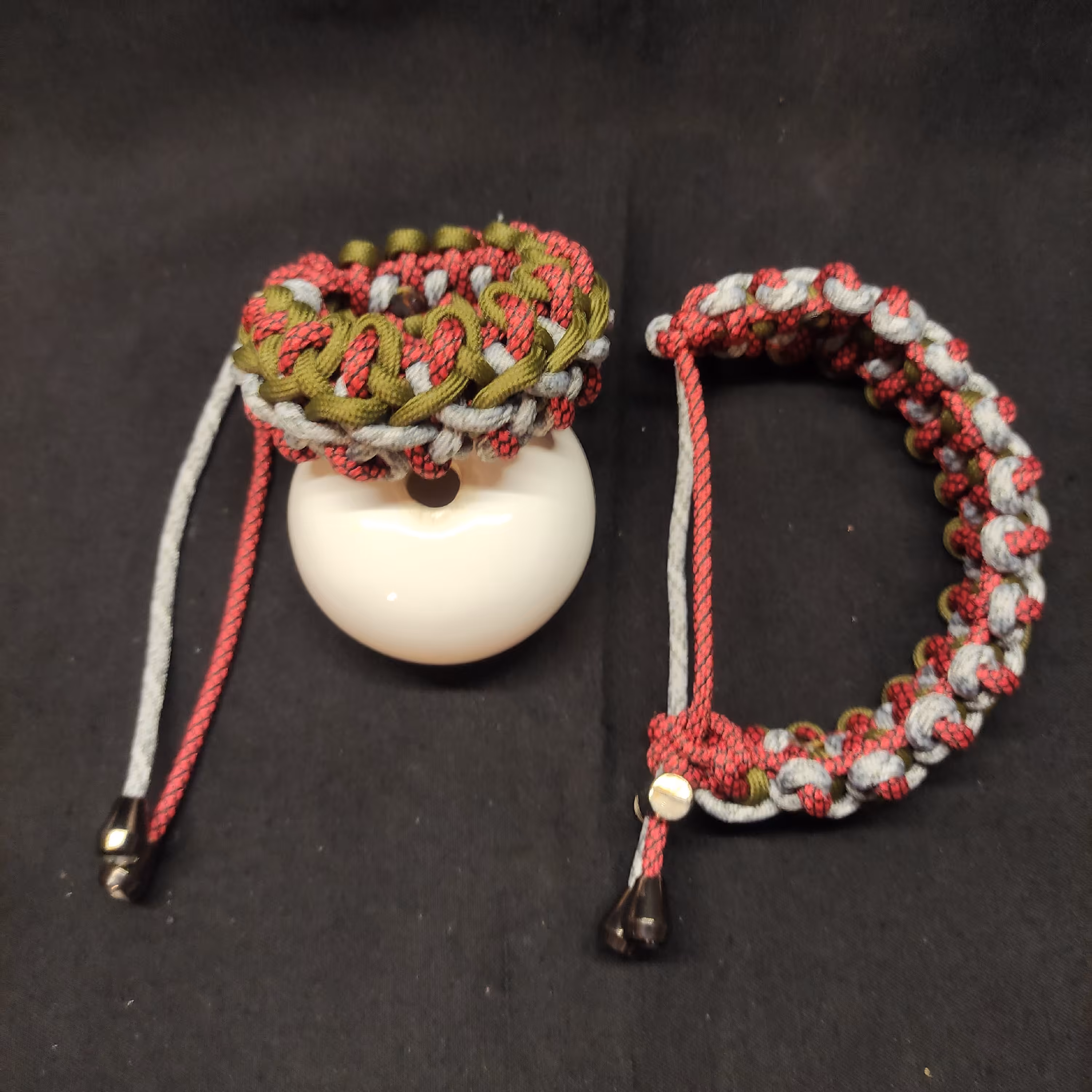 دستبند پاراکورد4