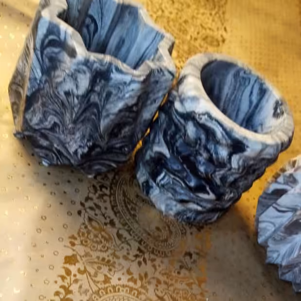 جا شمعی پلی استر طرح سنگی در سه مدل قیمت تمامی مدل ها یکی هستند 