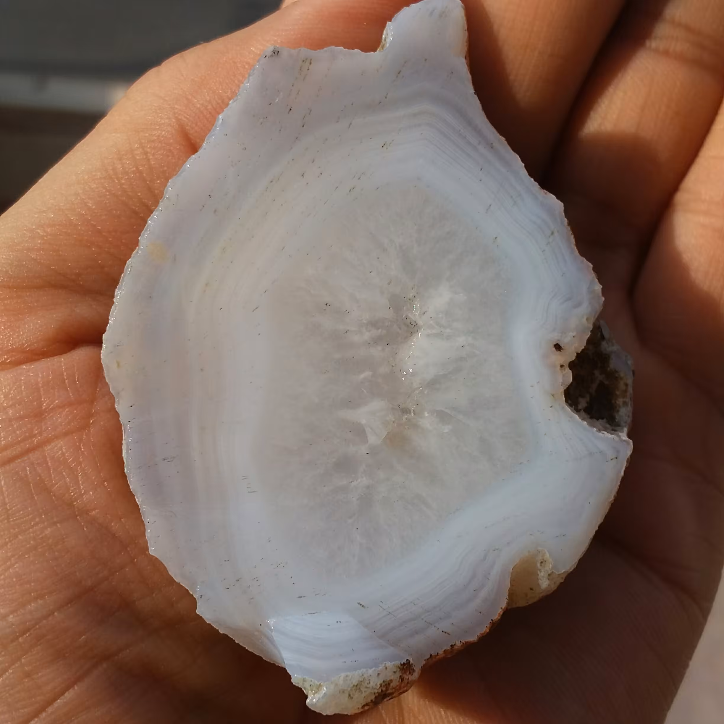 اسلایس سنگ راف عقیق سلیمانی 3بعدی 100 در 100 طبیعی شاهکار خلقت با قابلیت ساخت چند نگین ارزشمند