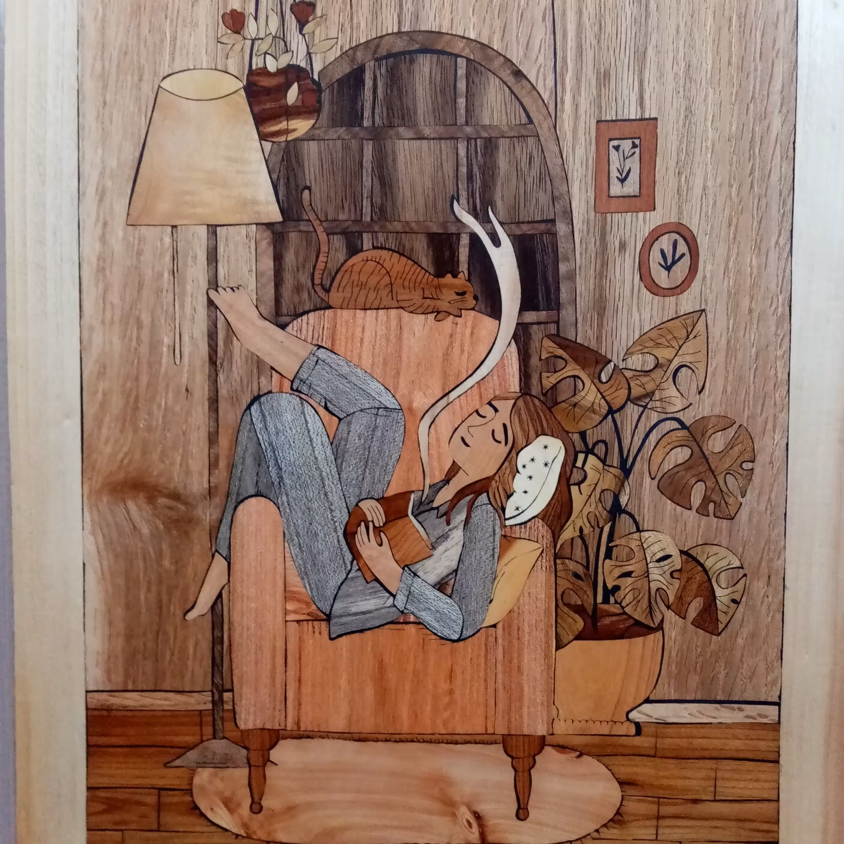 تابلو معرق چوب، حدود 1.5 کیلو گرم و در ابعاد 35 در 40