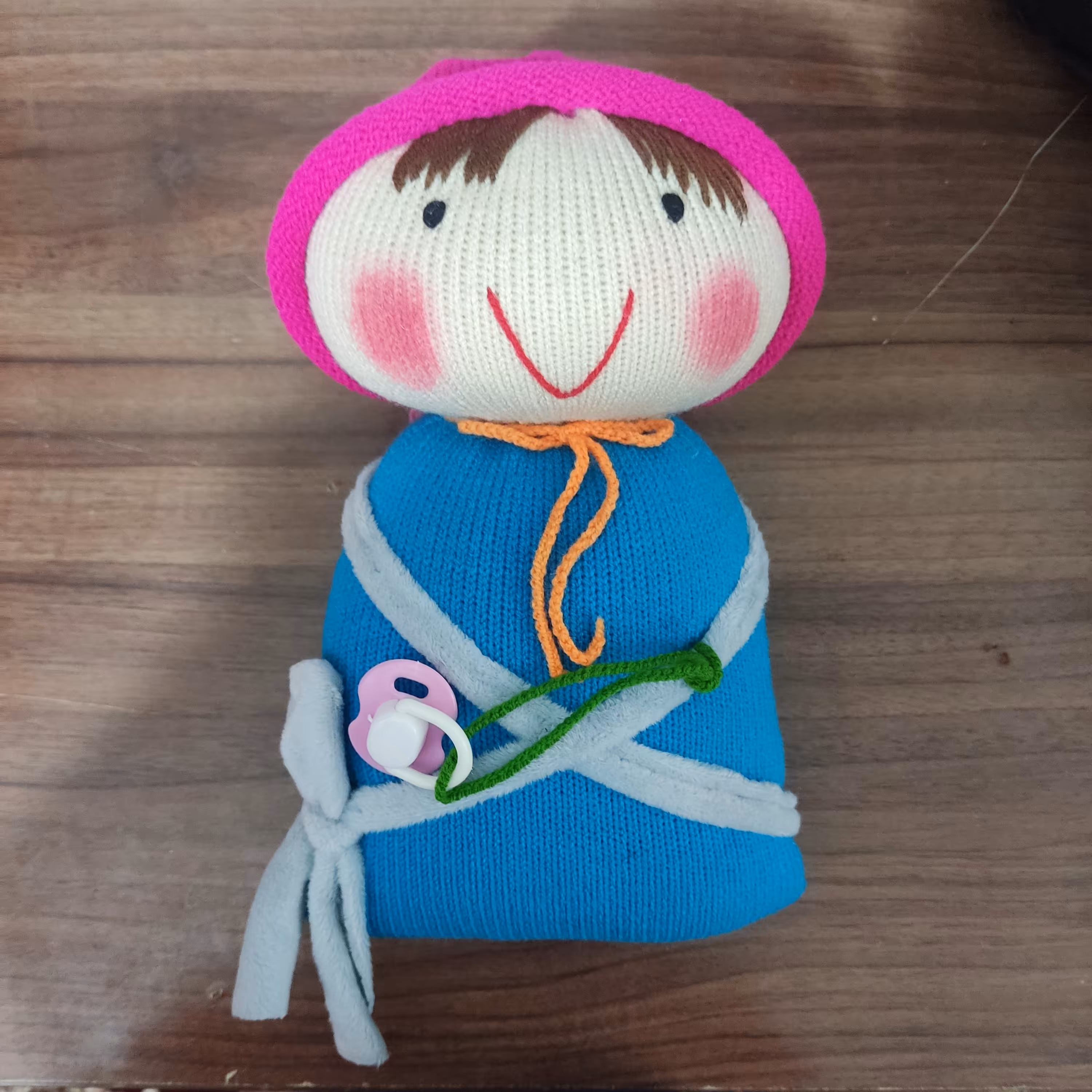 نی نی تپلی،رنگ متنوع ،کاموا بافی ،الیاف با کیفیت ،قابل شست و شو 