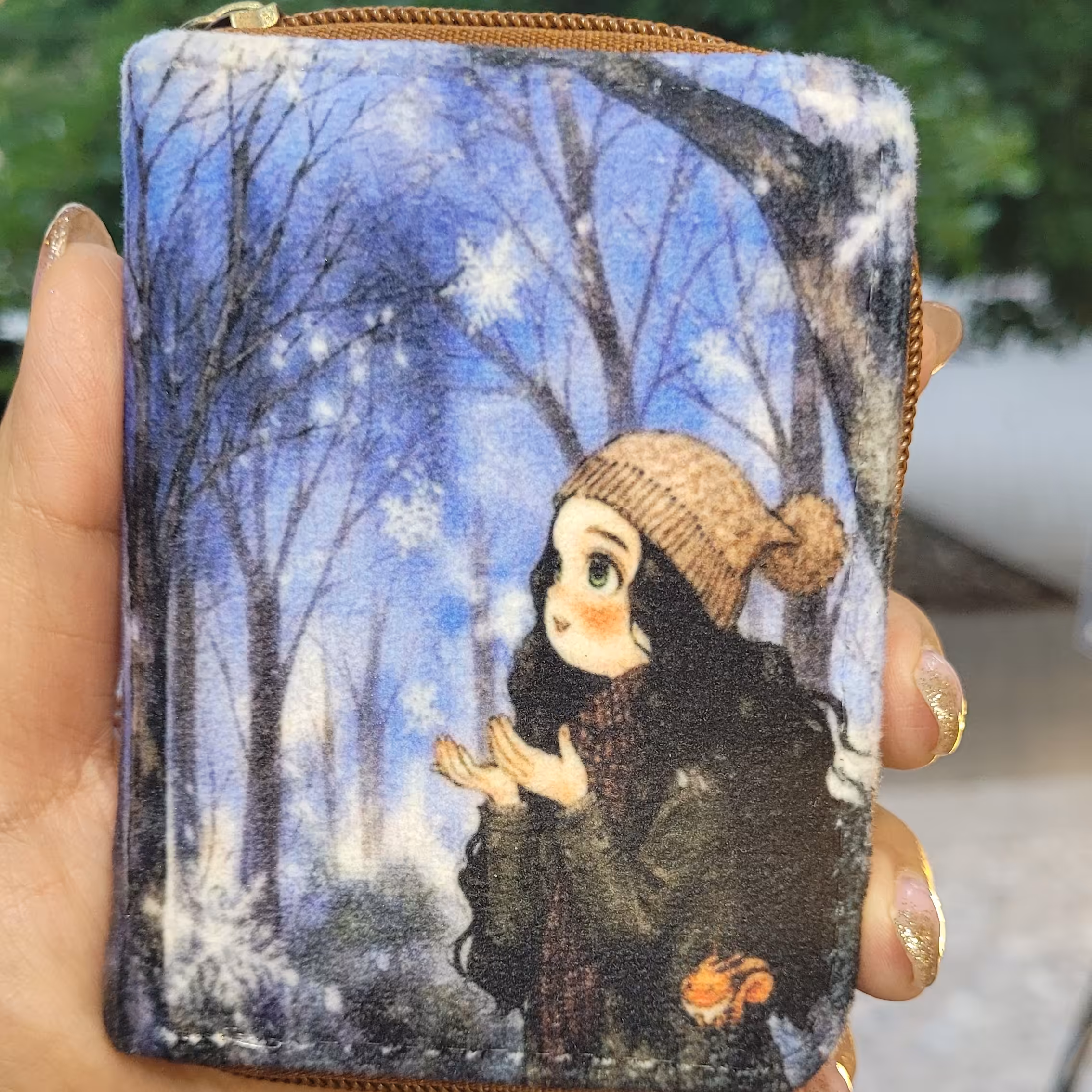 جاکارتی دور زیپ جنس رویه مخمل کوبیده جنس داخلش چرم صنعتی