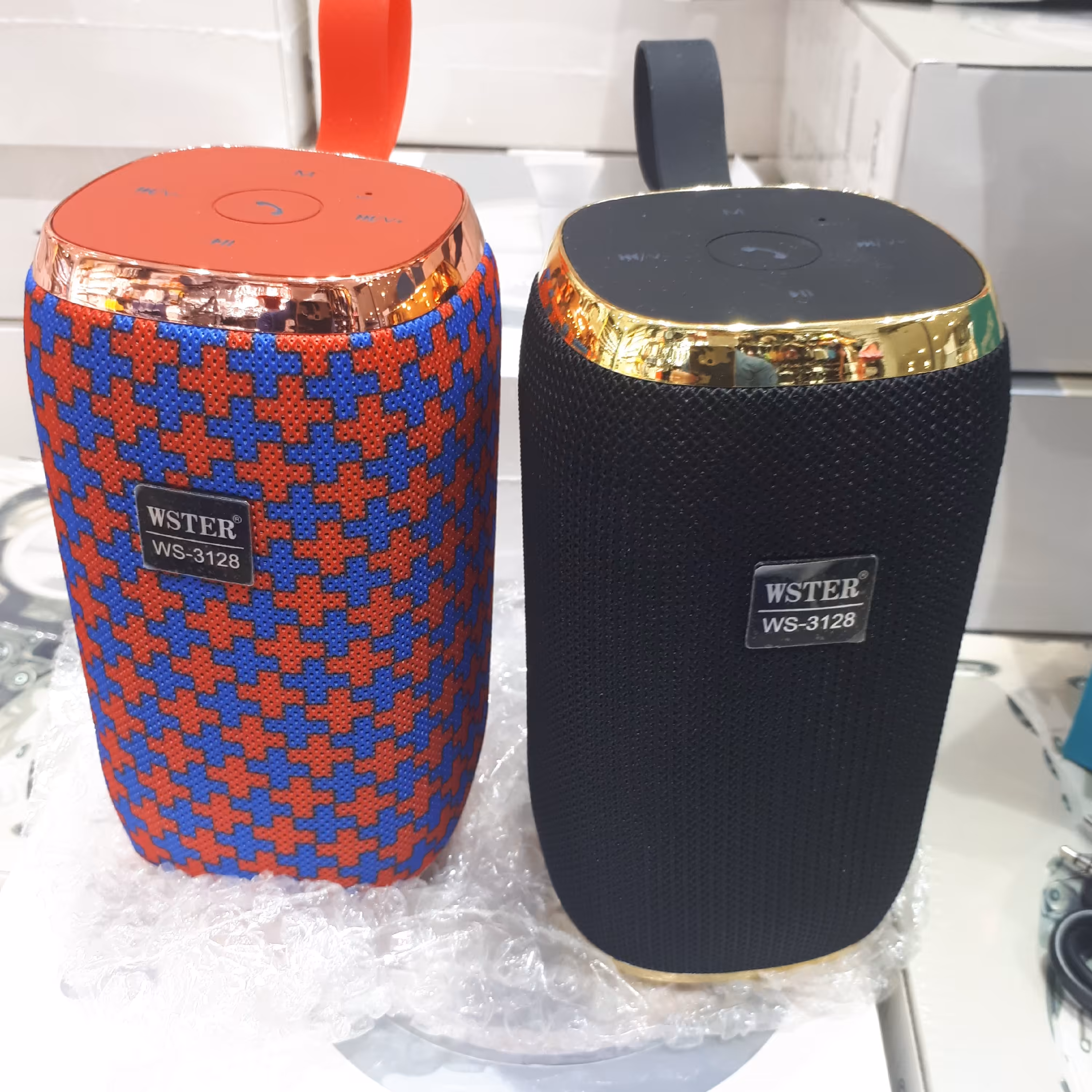 اسپیکر بلوتوثی قابل حمل با  کیفیت عالی