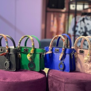 کیف زنانه کلاسیک