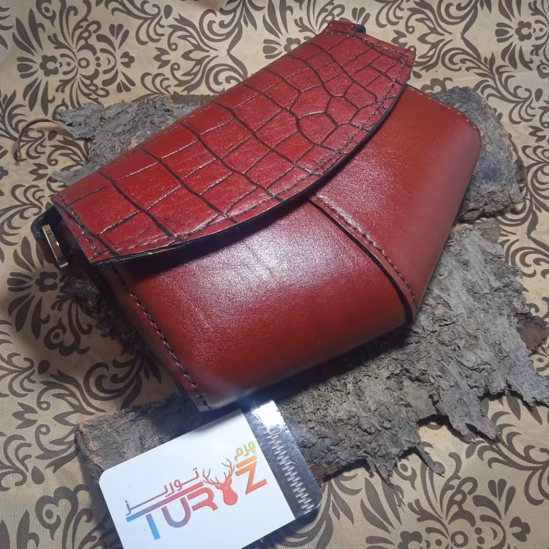 کیف دوشی زنانه چرم طبیعی اصل کاملا دست دوز، کیف دوشی، کیف، کیف چرم، کیف زنانه
