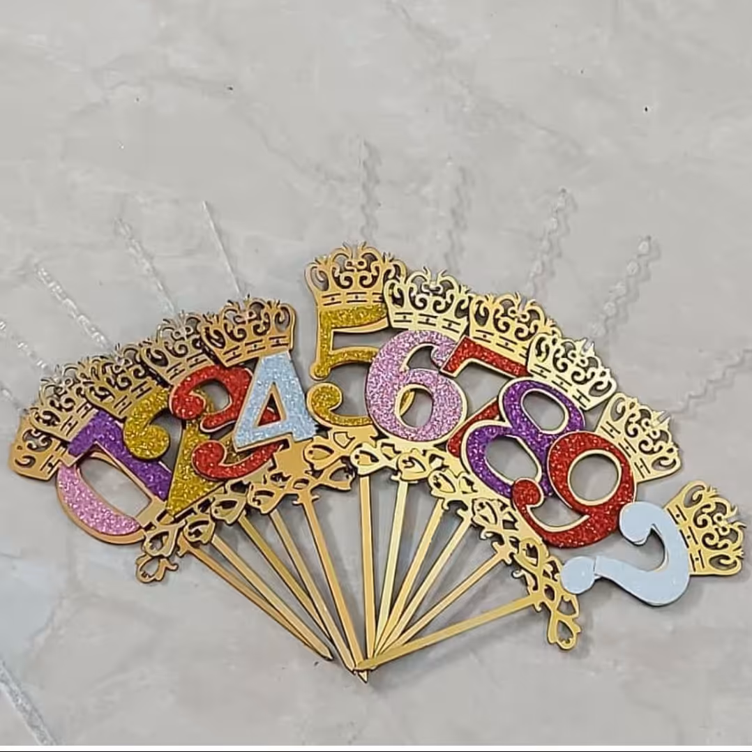 شمع مولتی اکلیلی حروف لاتین و اعداد با بیش از10رنگ