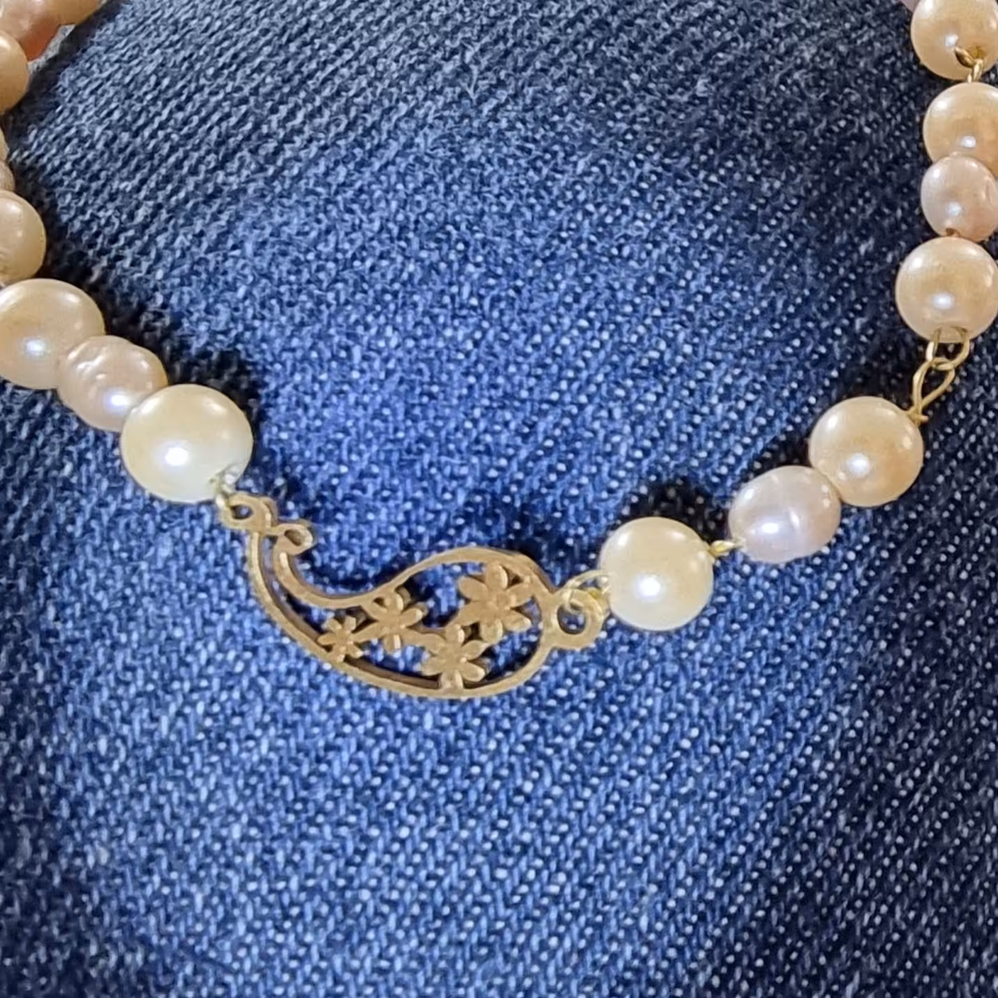 دستبند مروارید پرورشی