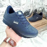 کتونی میانه مدل ZARA سایز 37-40 رنگ سرمه ای