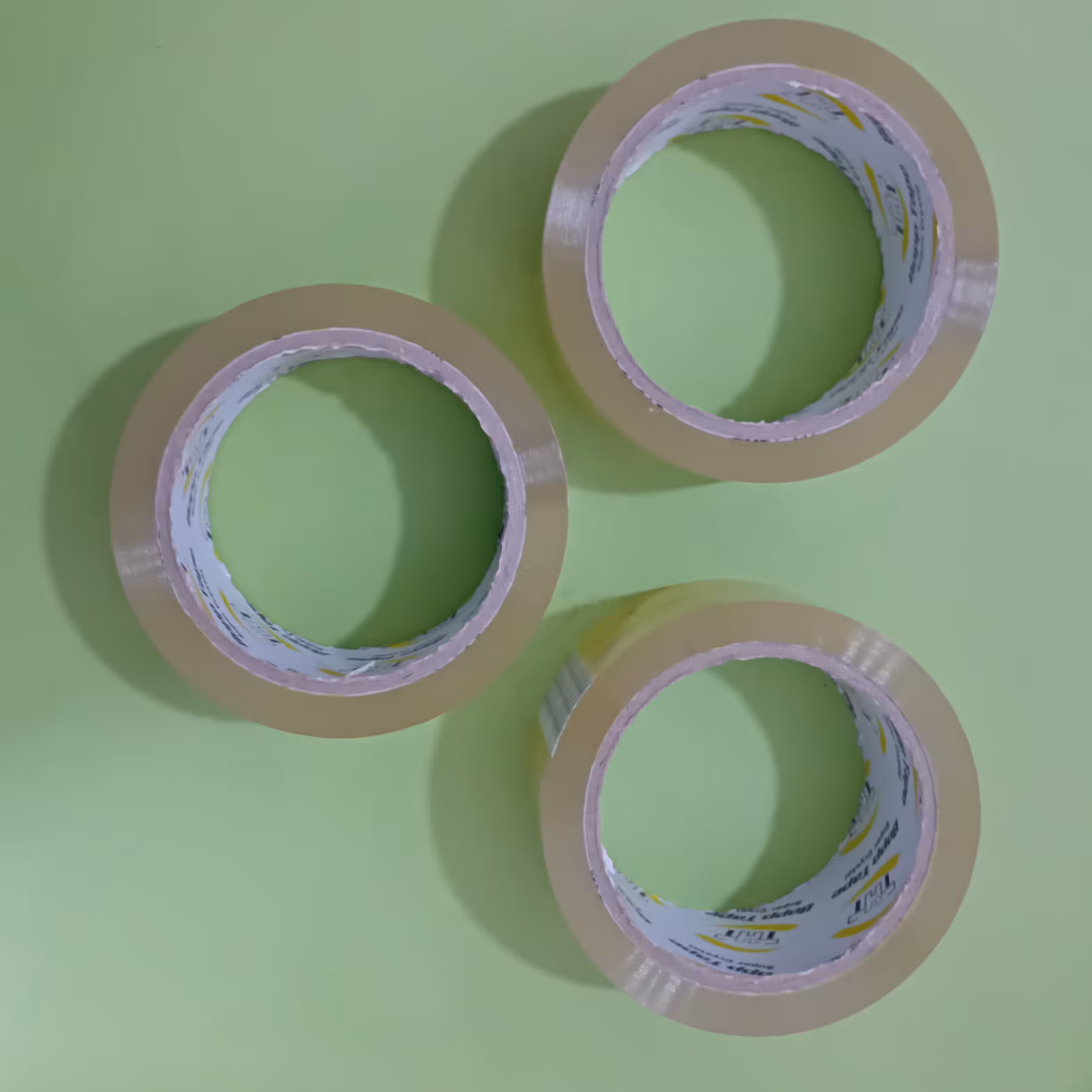 چسب پهن تی اچ تی زرد در بسته های 3عددی محصول  فروشگاه  وهاب زاده 