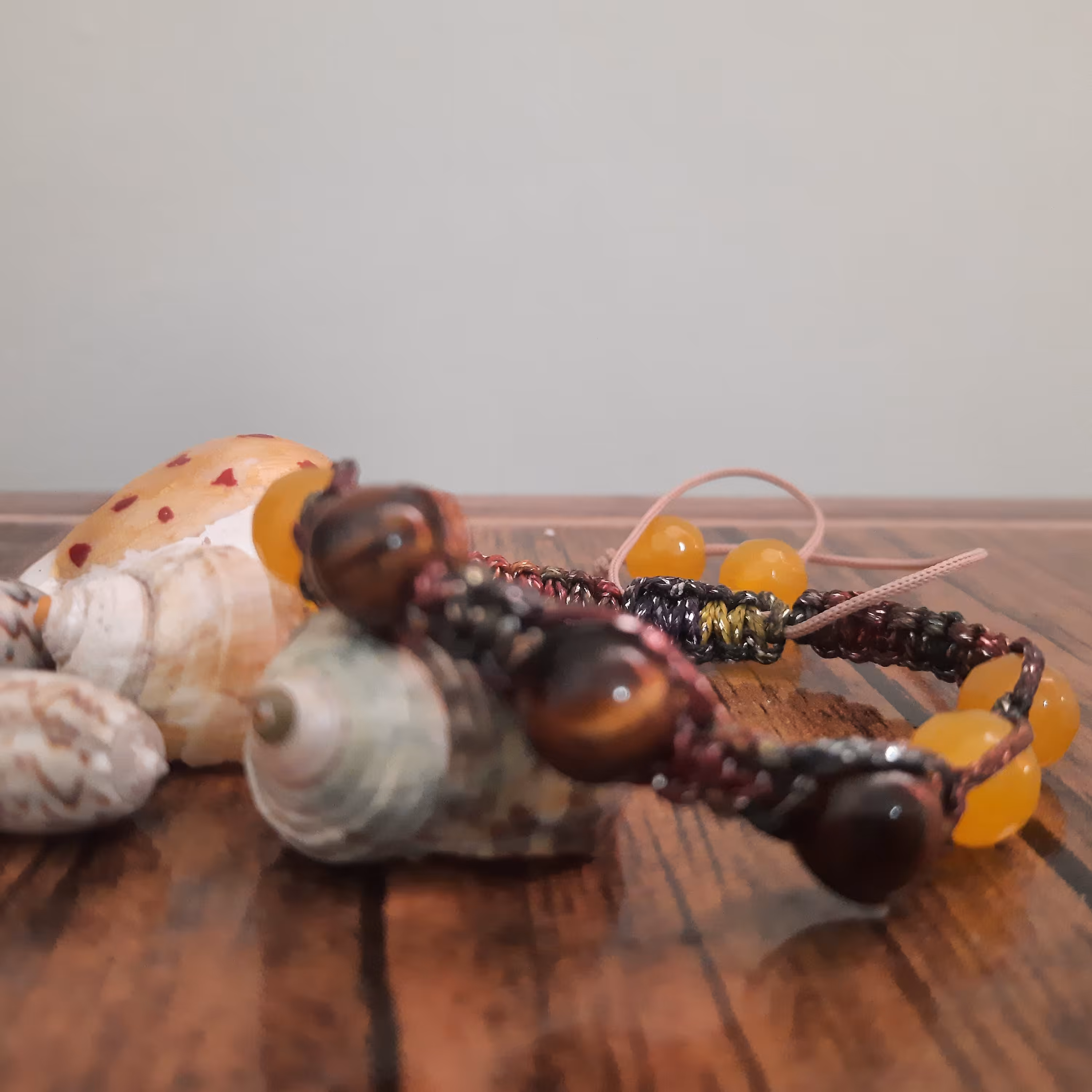 سنگ چشم ببربا عقیق