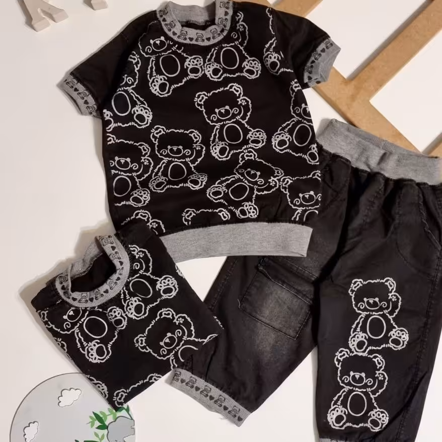 تیشرت شلوارک لی کاغذی مناسب 2 تا  8 سال تنخور فوق العاده شیک اسپورت هم دخترونه هم پسرونه 