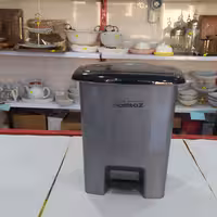 سطل زباله پدالی کوچک