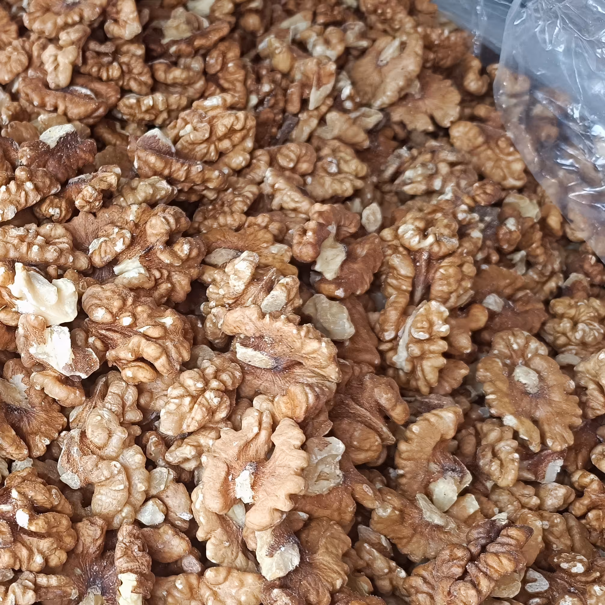 مغز گردو خارجی ممتاز 250 گرم 87