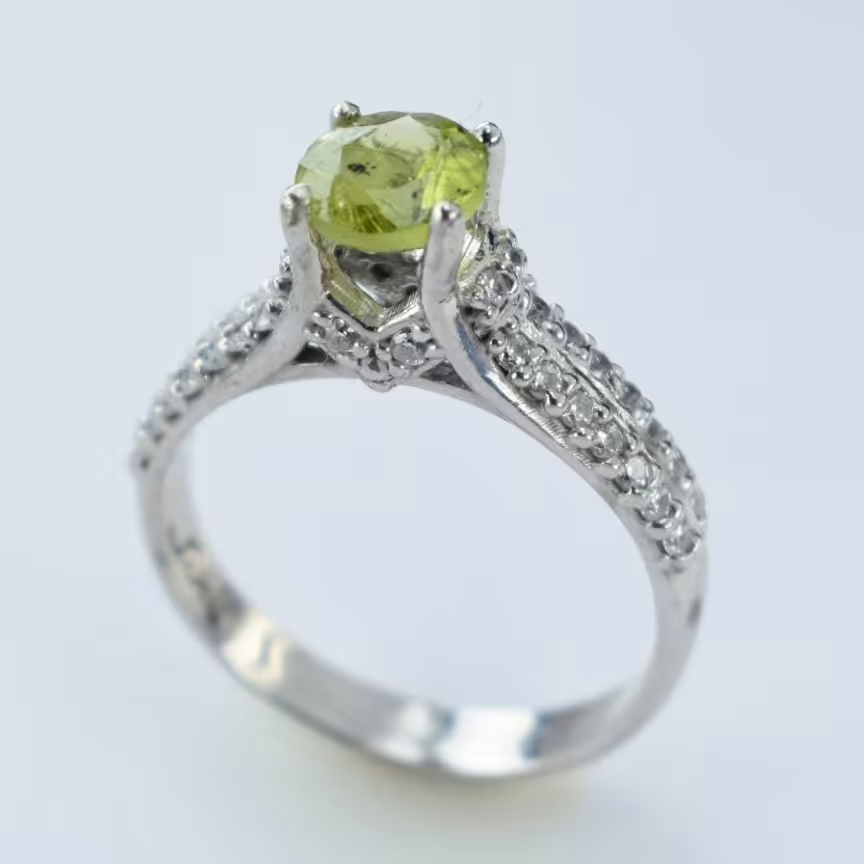 انگشتر نقره زنانه زبرجد اصل و معدنی دخترانه  آبکاری طلا سفید عیار  925  آقابزرگ