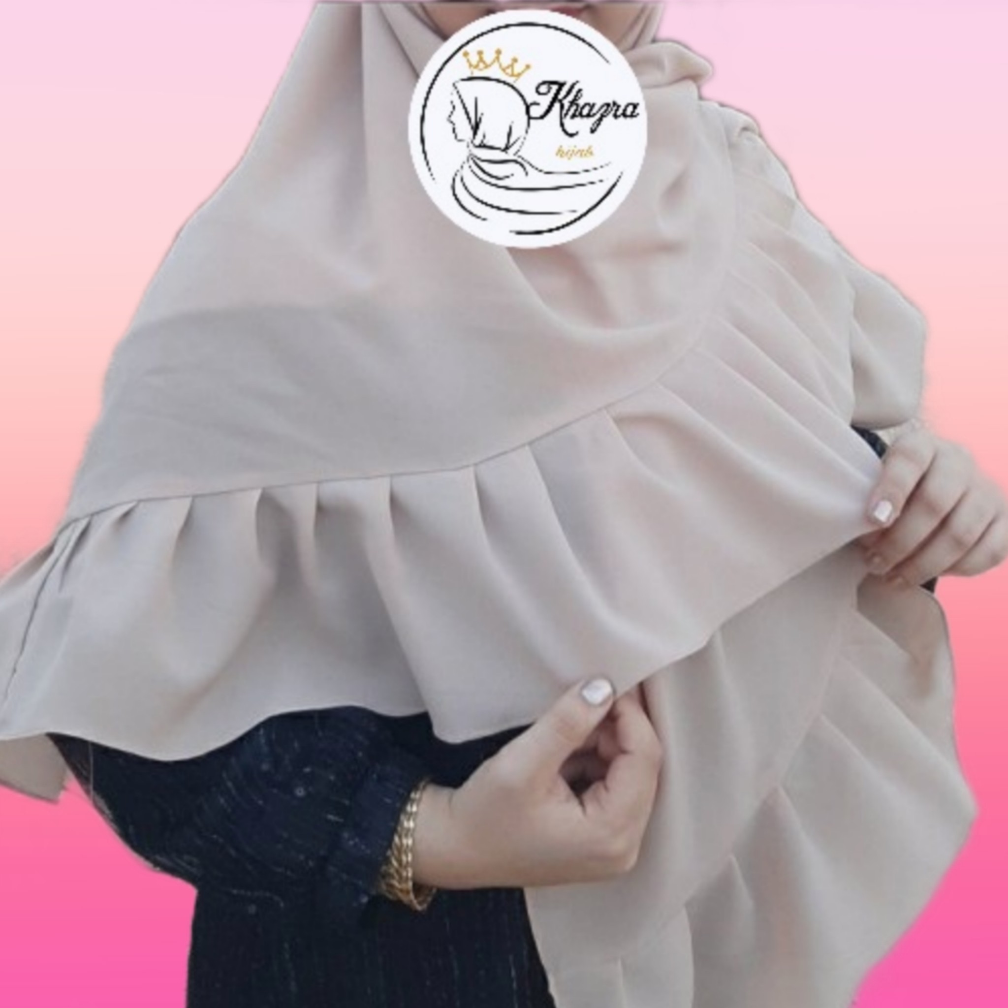 روسری دورچین سفید و کرم کرپ حریر  درجه یک حجاب خضرا 