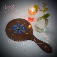 آینه دستی چوبی تذهیب تکنیک اکرلیک و آبرنگ 114 گرم