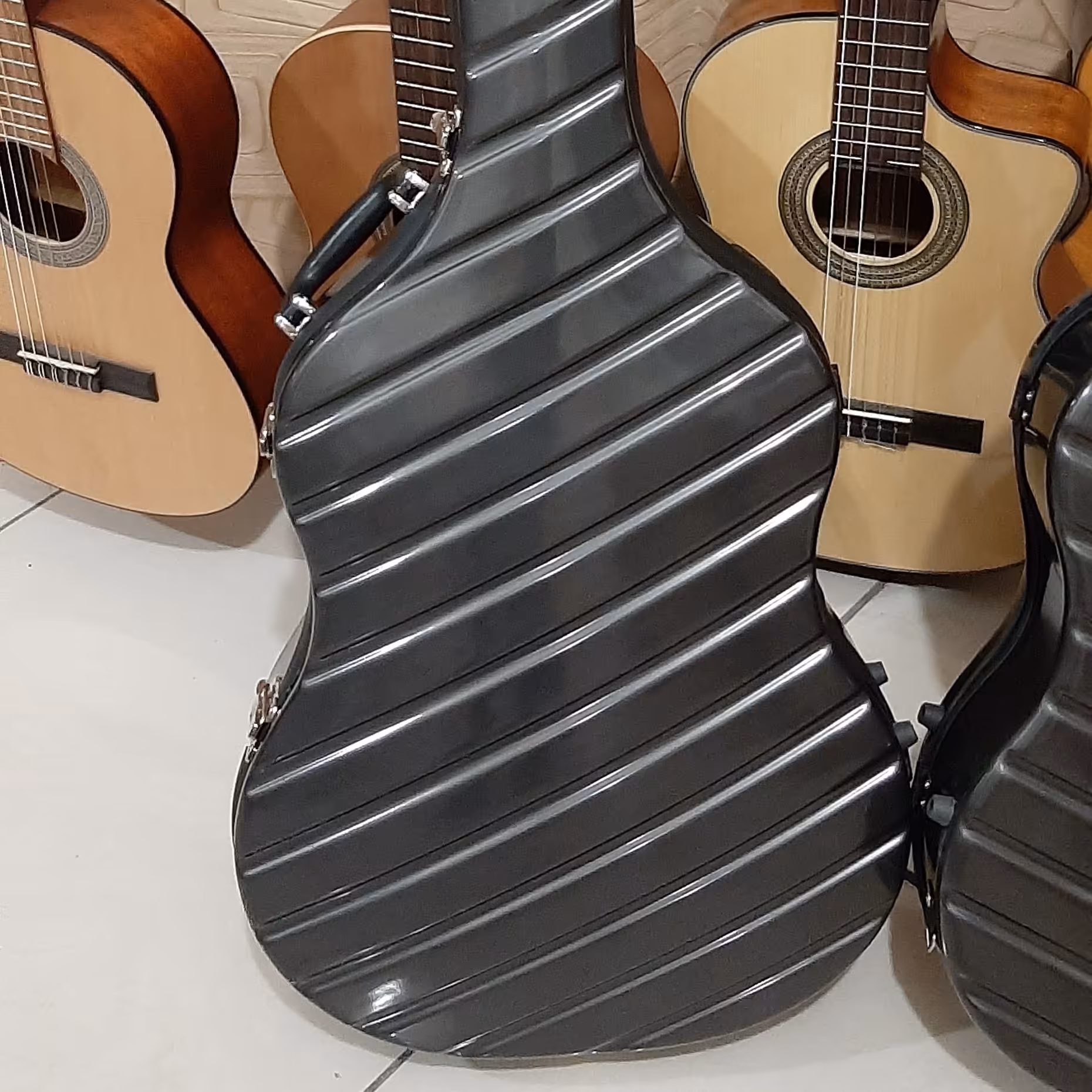 هاردکیس گیتار  کلاسیک فایبر