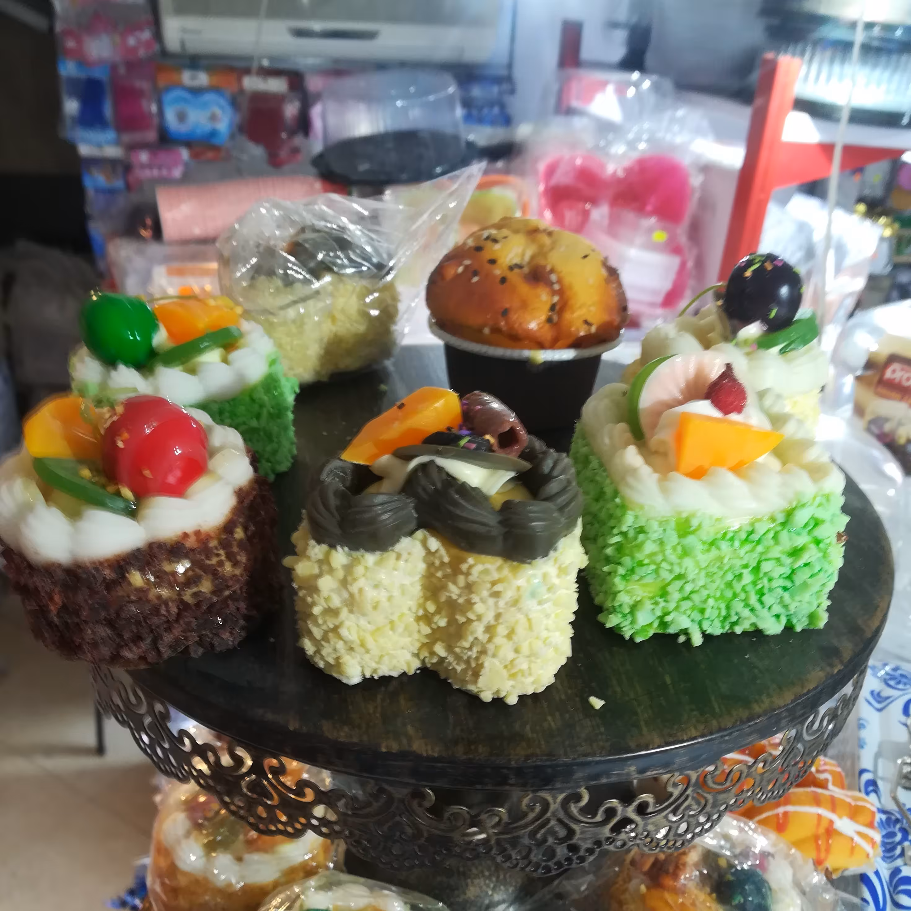 ماکت شیرینی اتریشی یک عدد