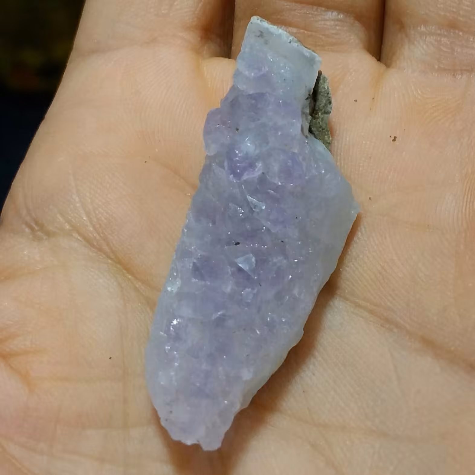 سنگ راف حبه شده آمیتیس پر بلور  پر رنگ محشر بسیار زیبا دیدنی کاملا طبیعی شاهکار خلقت خااااص