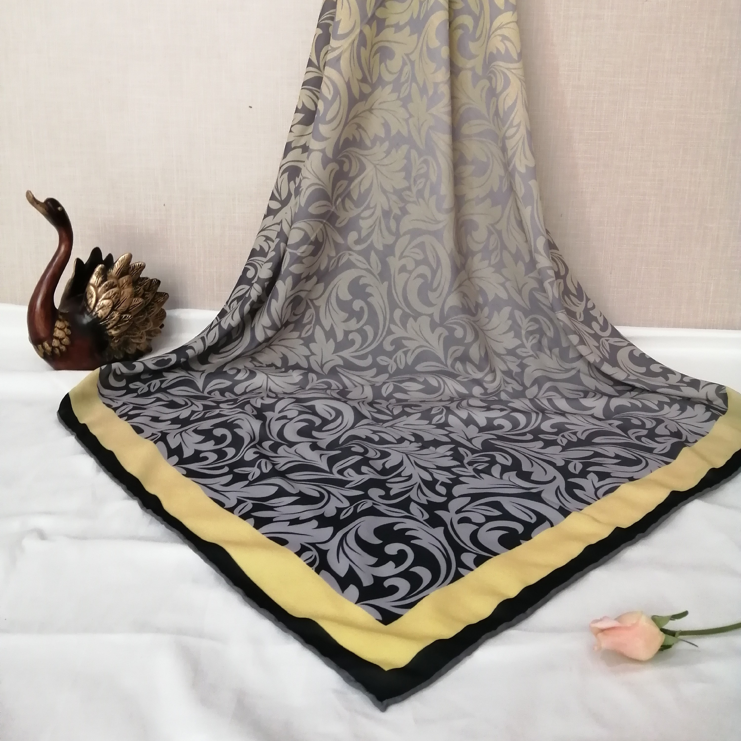 روسری نخی