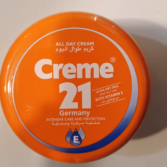 کرم 21 سایز 150میل آبرسان مغذی محافظ قوی همراه ویتامینE مناسب پوست خشک وخیلی خشک وحساس تولید المان