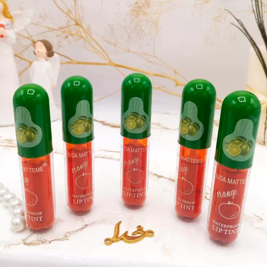 تینت لب یا بالم لب یا برق لب 