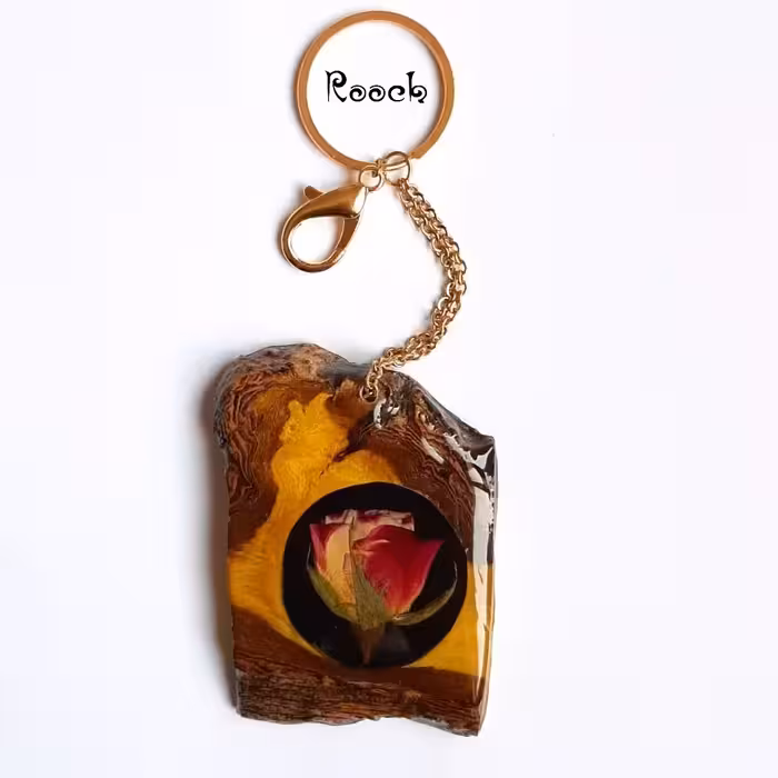 جاسوییچی آویز آیینه ماشین طرح گل طبیعی با چوب زیبای زرشک 