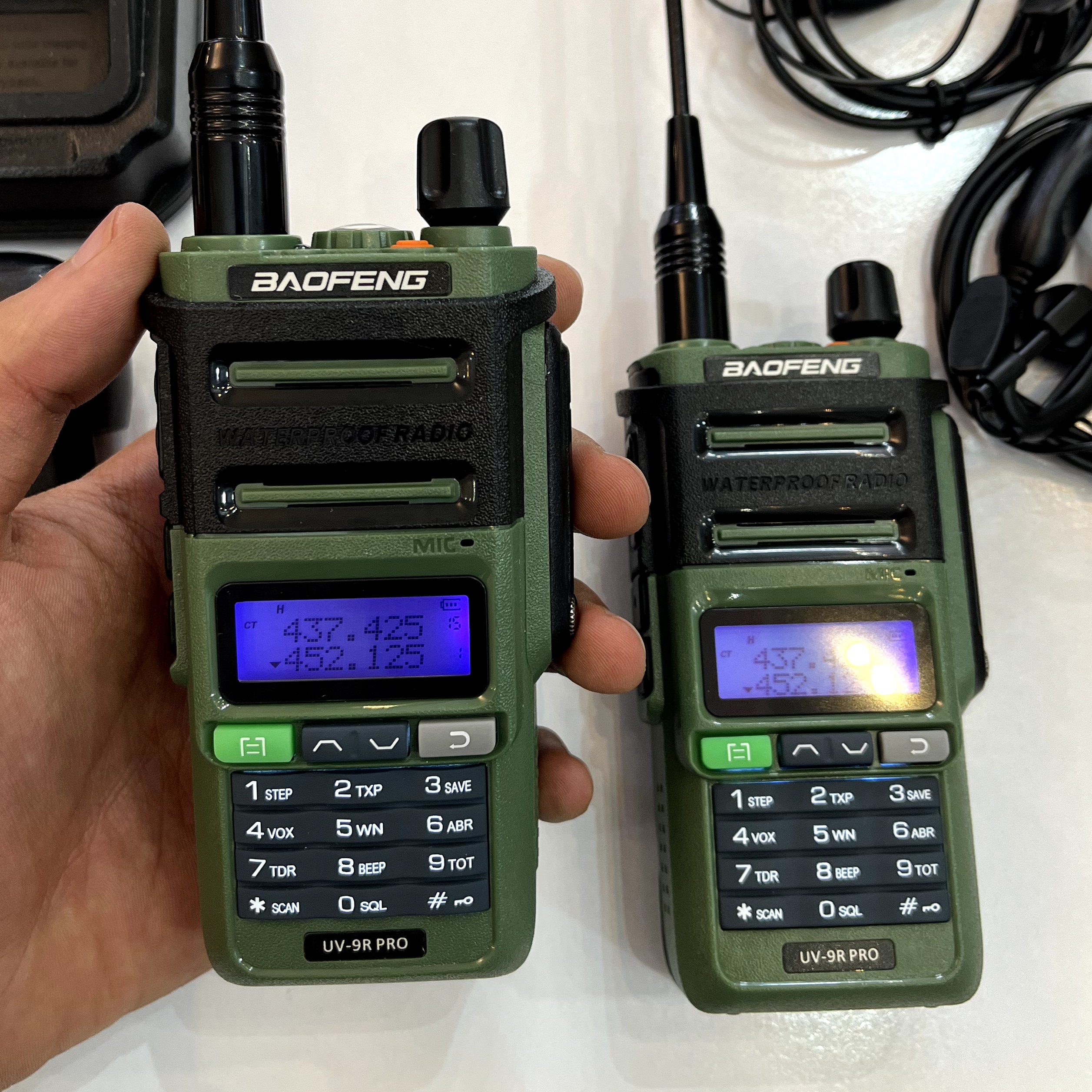 بیسیم واکی تاکی اصلی باوفنگ مدلuv9r pro  جفتی