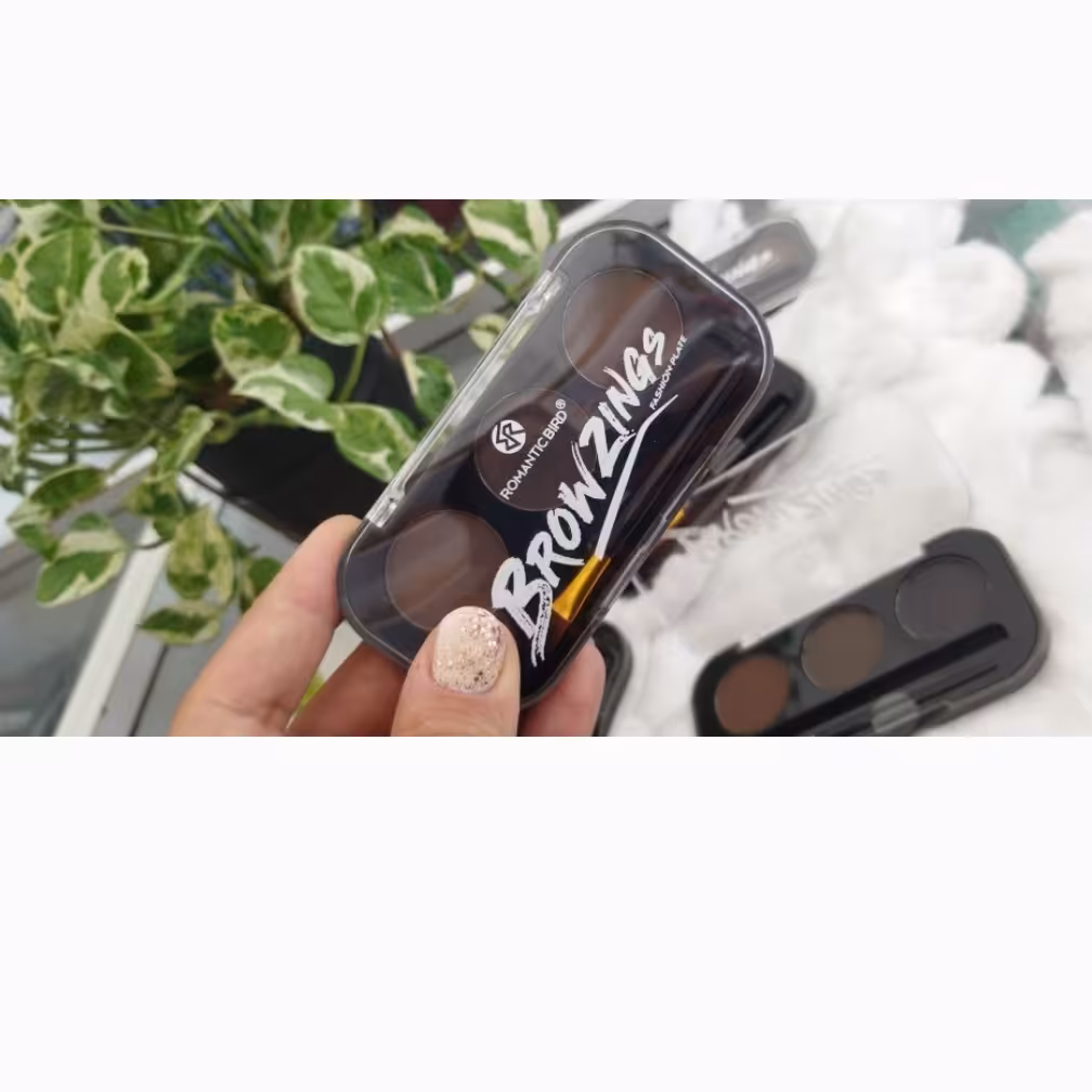 سایه ابرو ،پیگمنت دهی بالا ،دارای فرچه ،ماندگاری عالی 