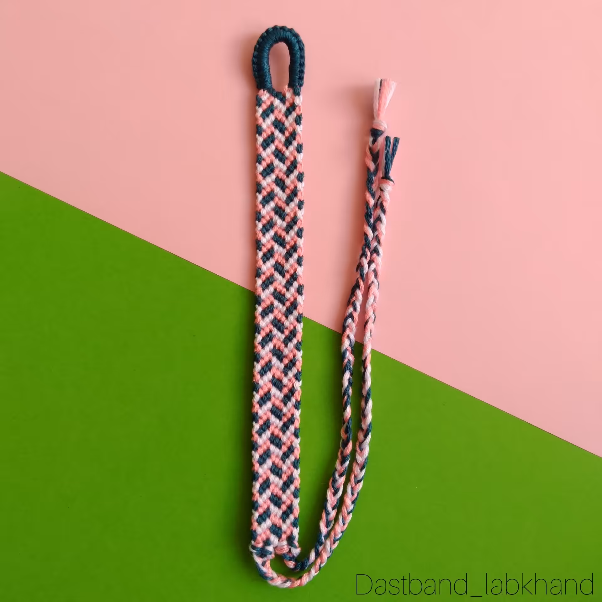 دستبند دوستی دستبافت کد 18