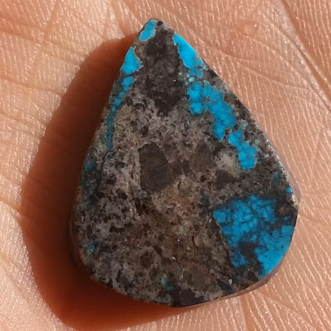 اسلایس سنگ راف نیمه آماده فیروزه آبی محک اصل نیشابور 100 در 100 طبیعی شاهکار خلقت
مناسب جهت دکوراسیون و ساخت نگین