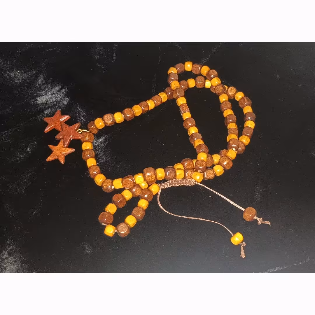 گردنبند چوبی ستاره