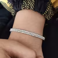 دستبند نگیندار