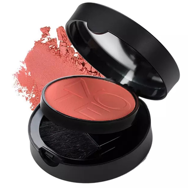 رژگونه نوت مدل Luminous Silk