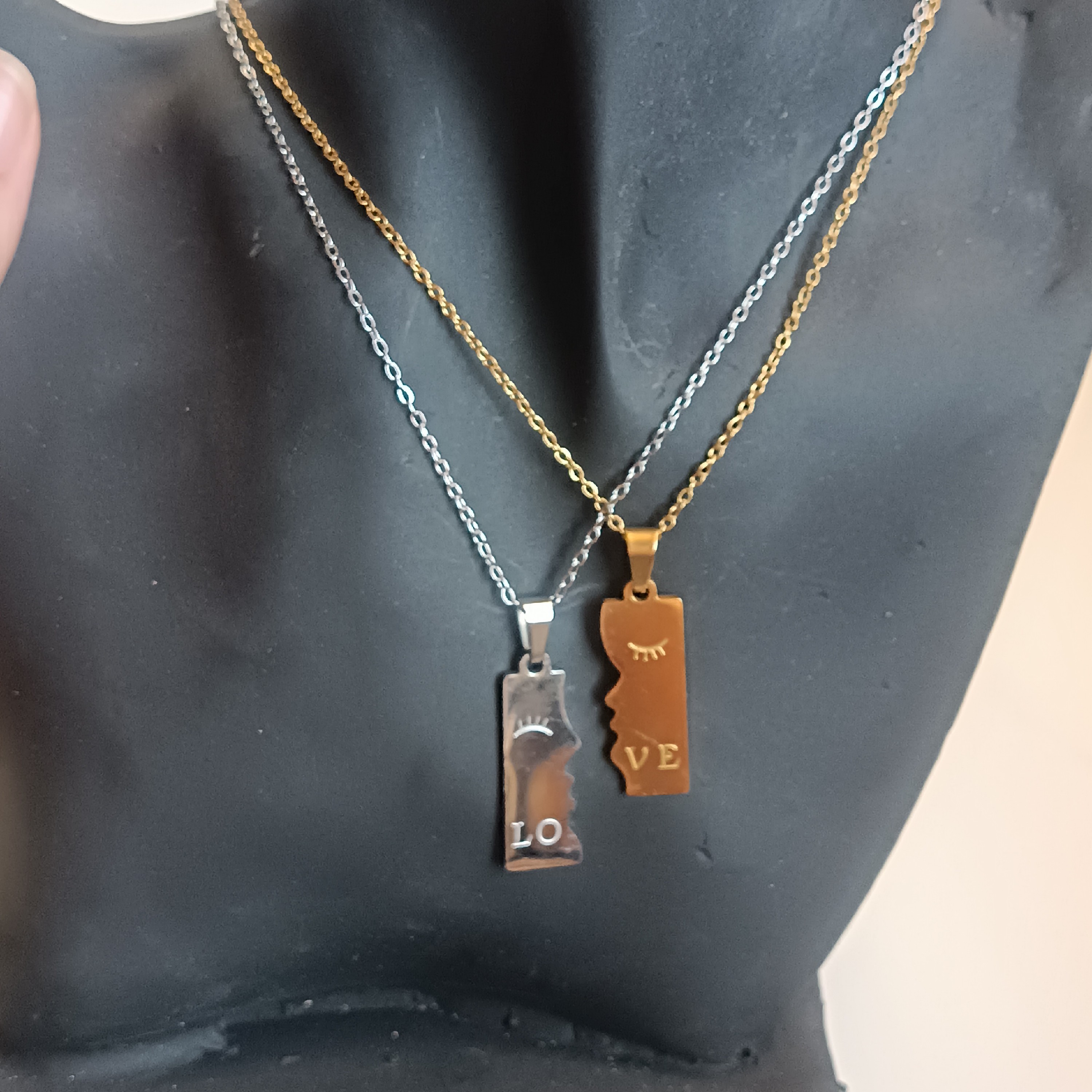 ست گردنبند استیل گردنبند ست دوتا گردنبند استیل طرح صورت گردنبند لاو