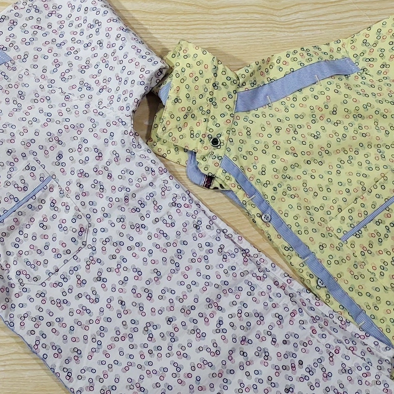 پیراهن  کتان کشی مردانه با رنگ و طرح خاص و کیفیت پارچه عالی