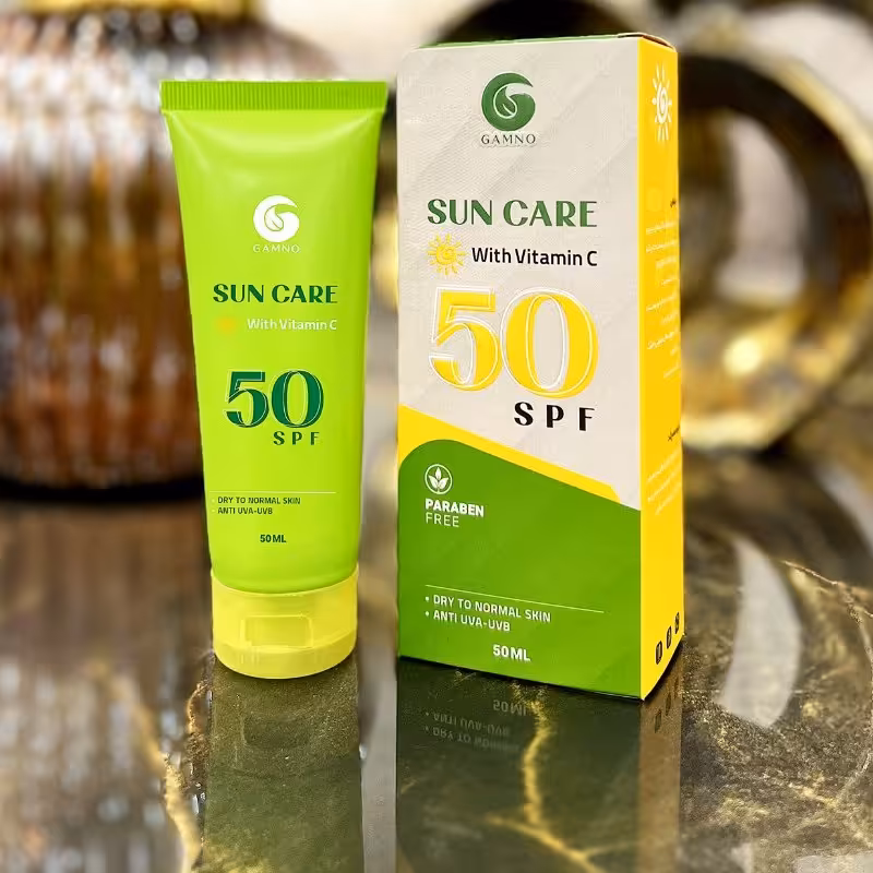 کرم ضدآفتاب بی رنگ مخصوص پوست خشک و معمولی