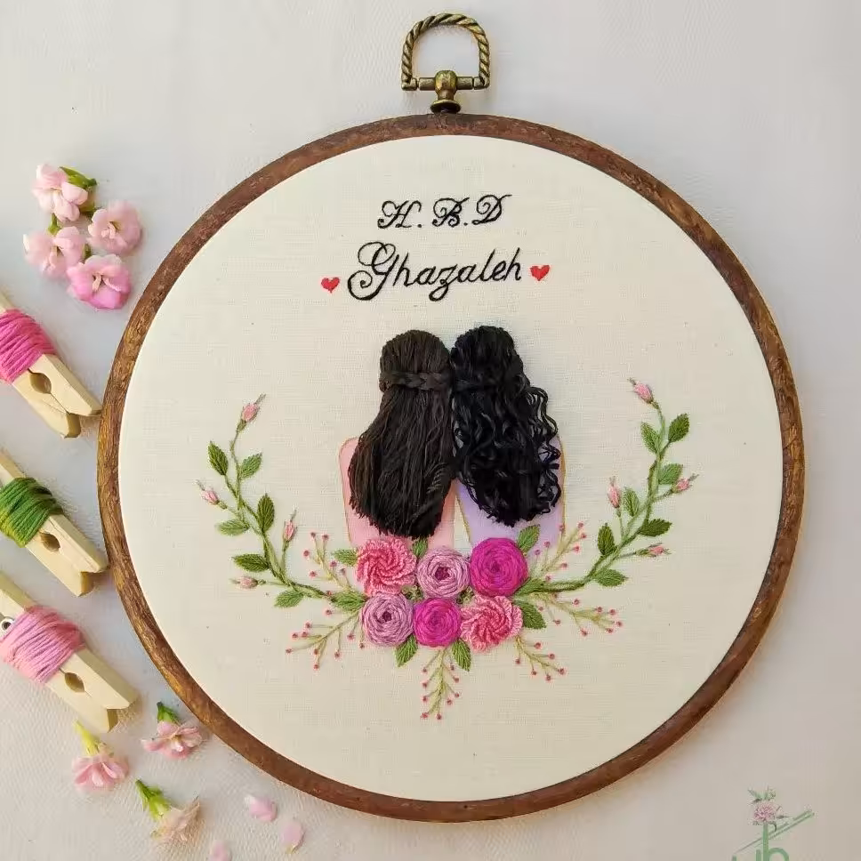 تابلو گلدوزی