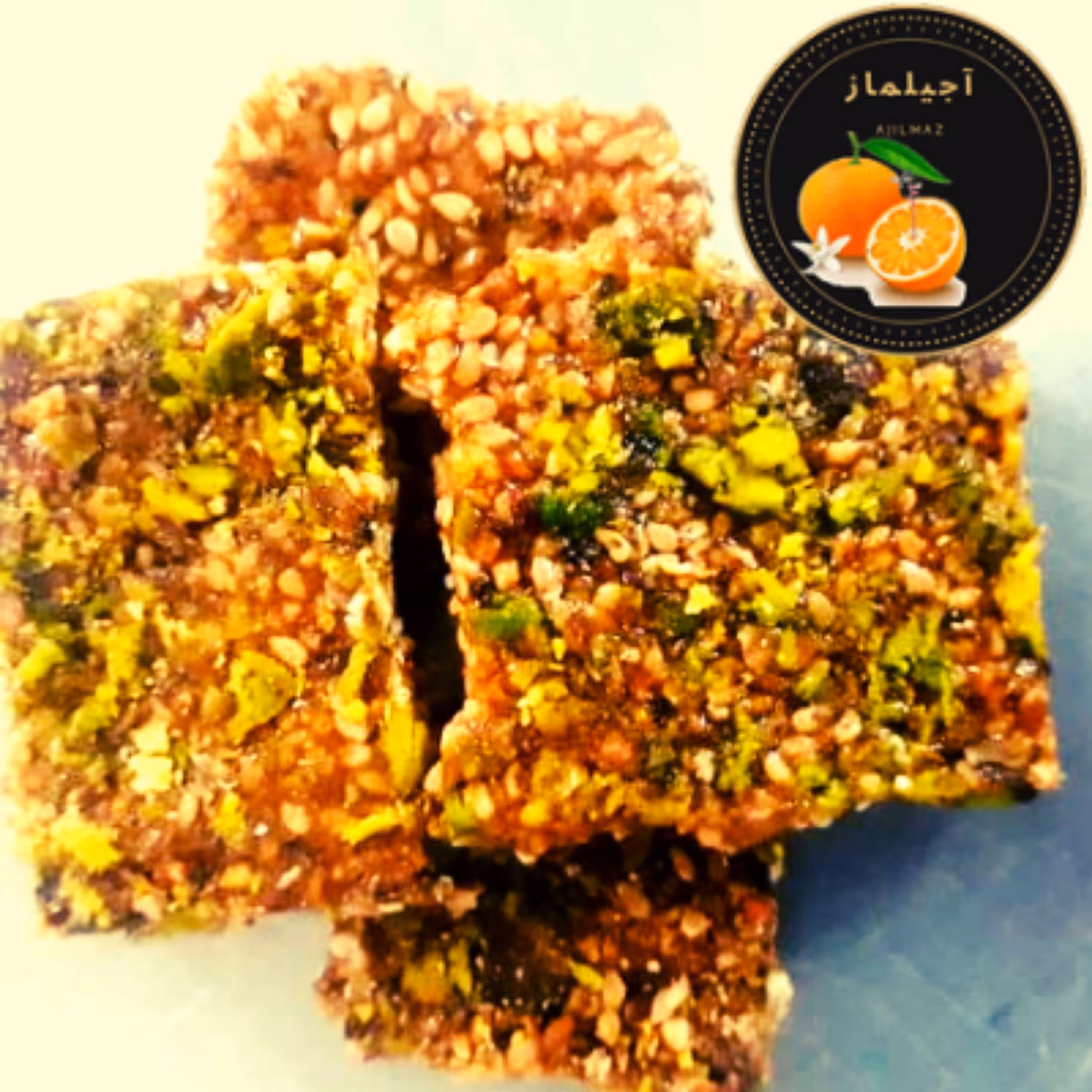 سوهان کنجد (پشت زیک) با مغز پسته 700 گرمی