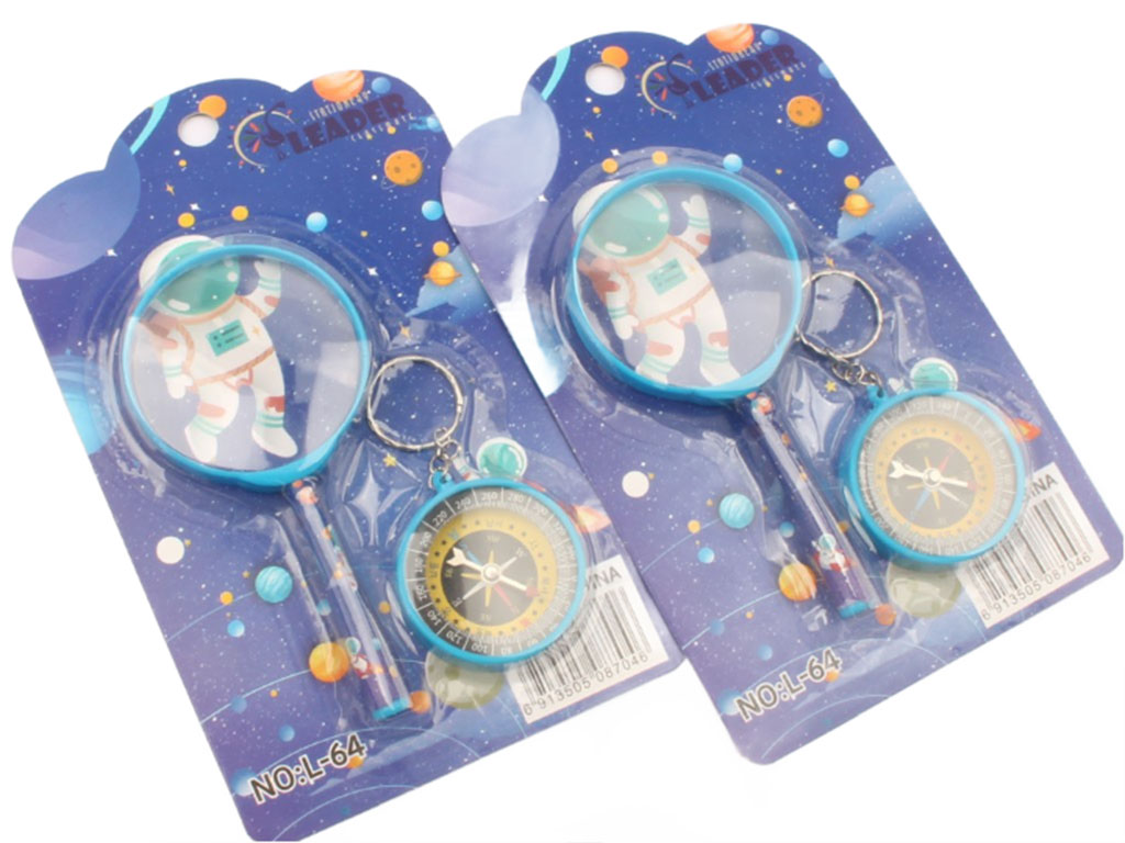 ست ذره بین و قطب نما فضانورد