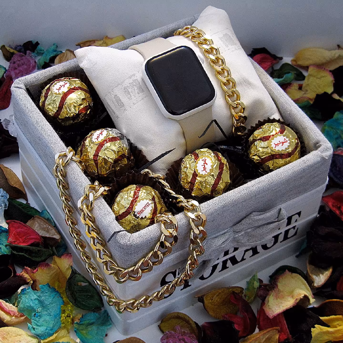باکس سفید طلایی جذاب دخترانه (دلشو به دست بیار )