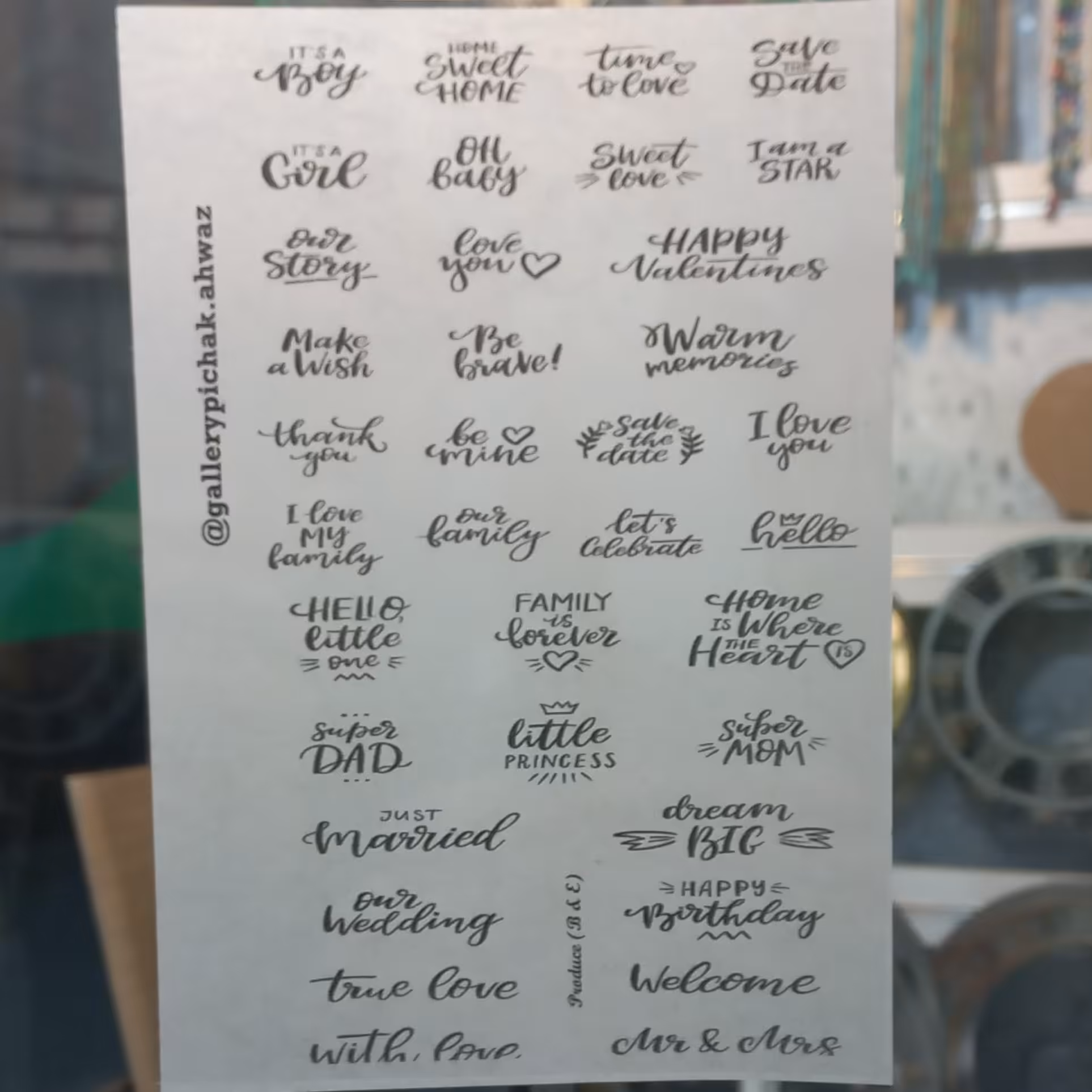 طلق حروف انگلیسی رنگ مشکی طرح2