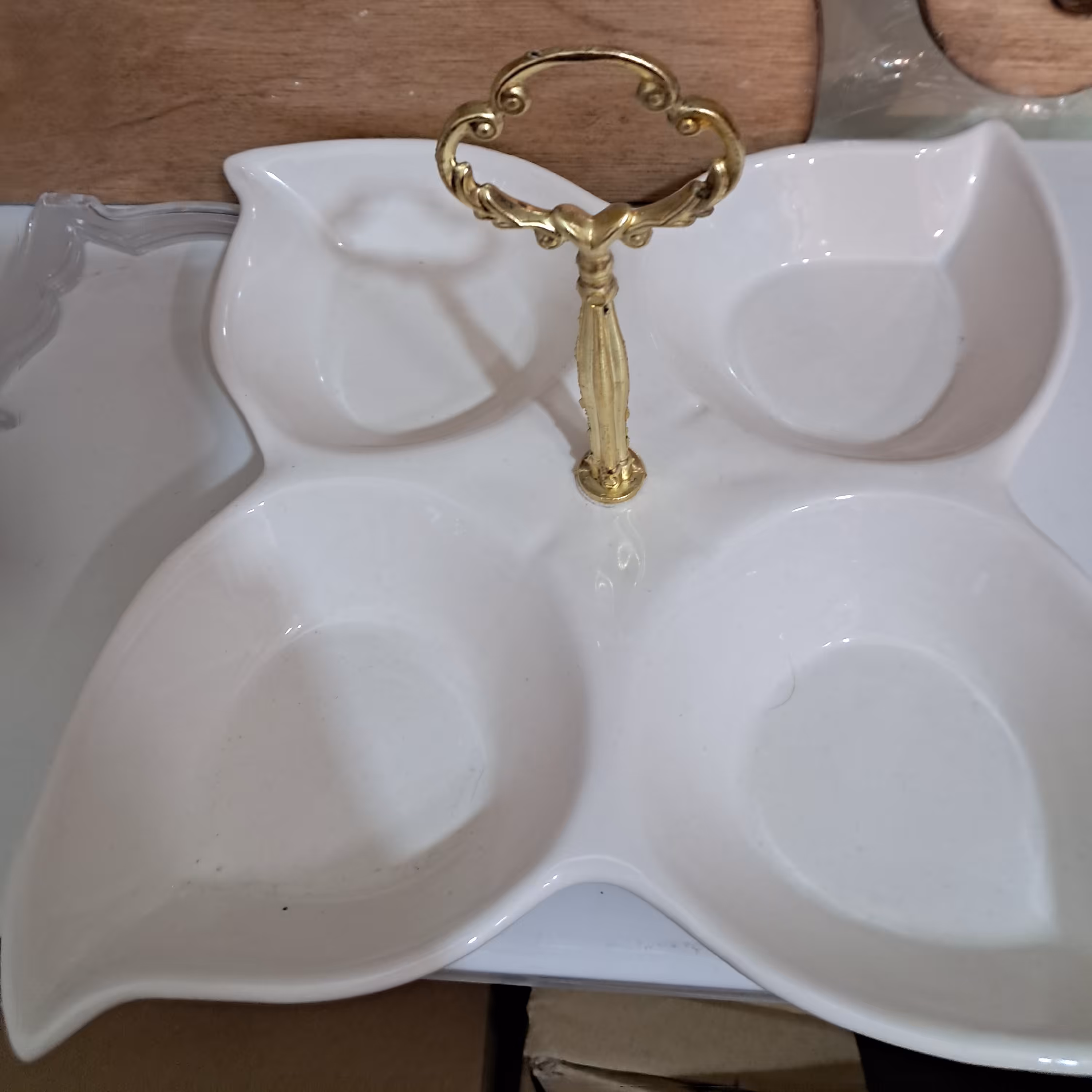 اردو خوری ستاری ای برای پذیرایی  جنس چینی رنگ دسته ثابت  