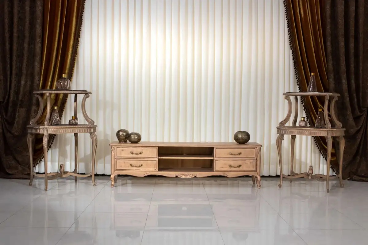 میز تلویزیون نئوکلاسیک ماجا