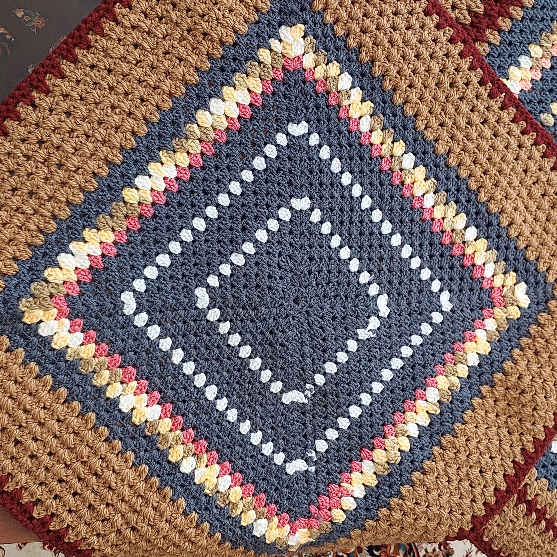 رومیزی بافتنی 60در60