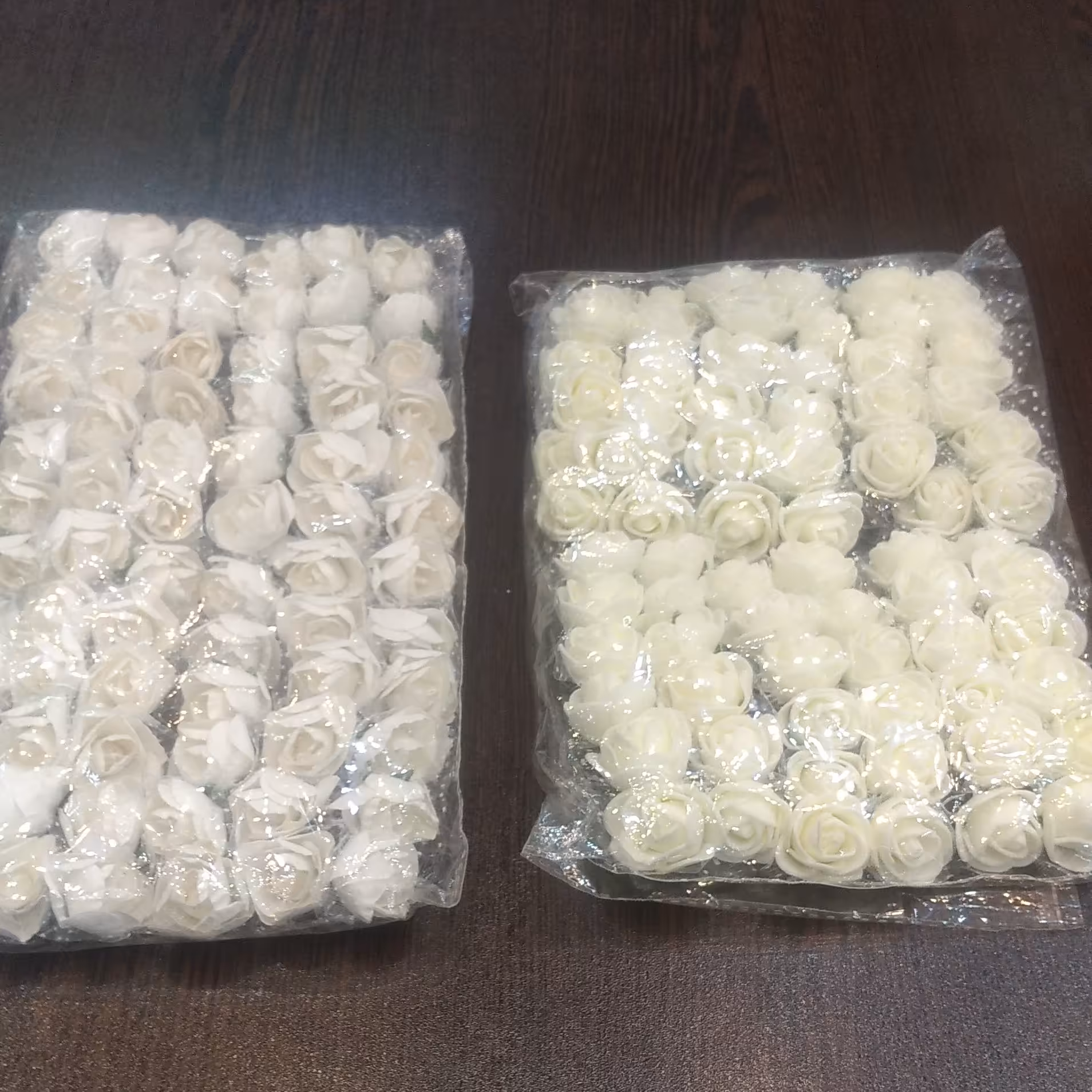 گل فومی سفید شیری 1 بسته 72 عددی ب انتخاب شما 